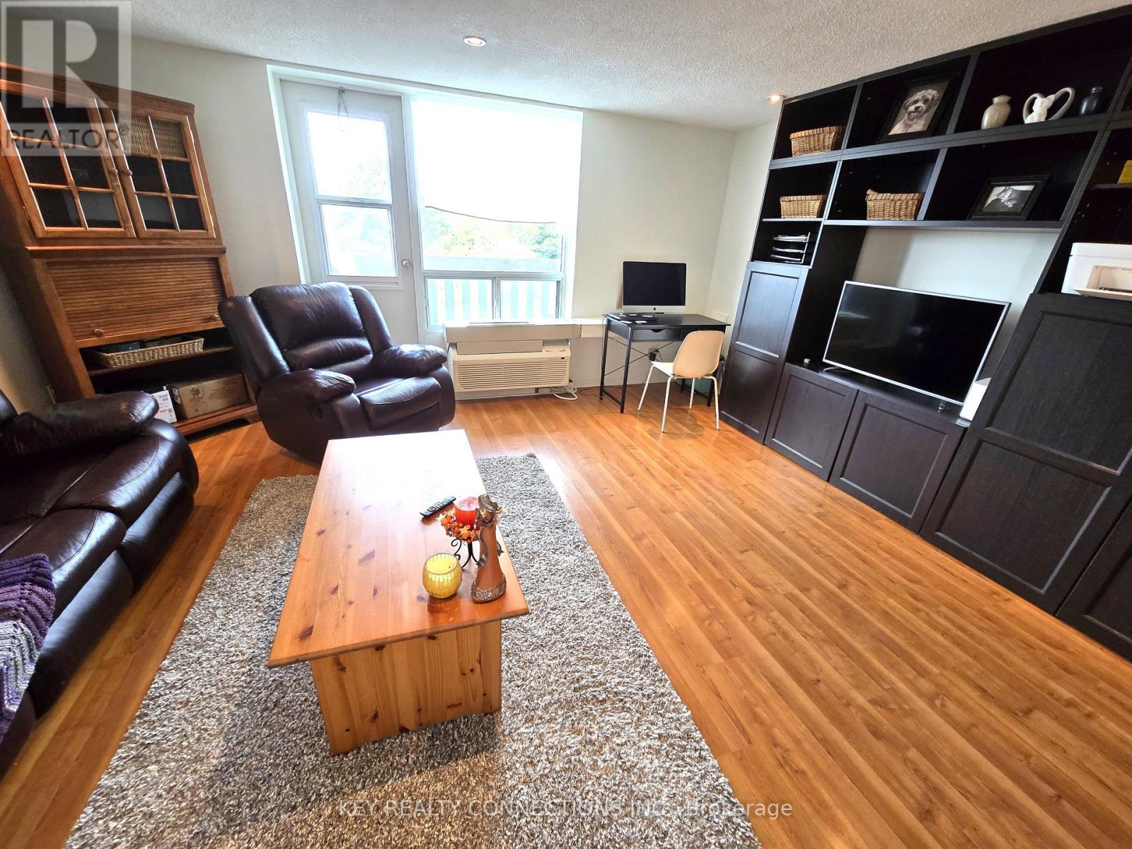 313 - 6720 Glen Erin Drive, Mississauga, Ontario  L5N 3K8 - Photo 11 - W12433663
