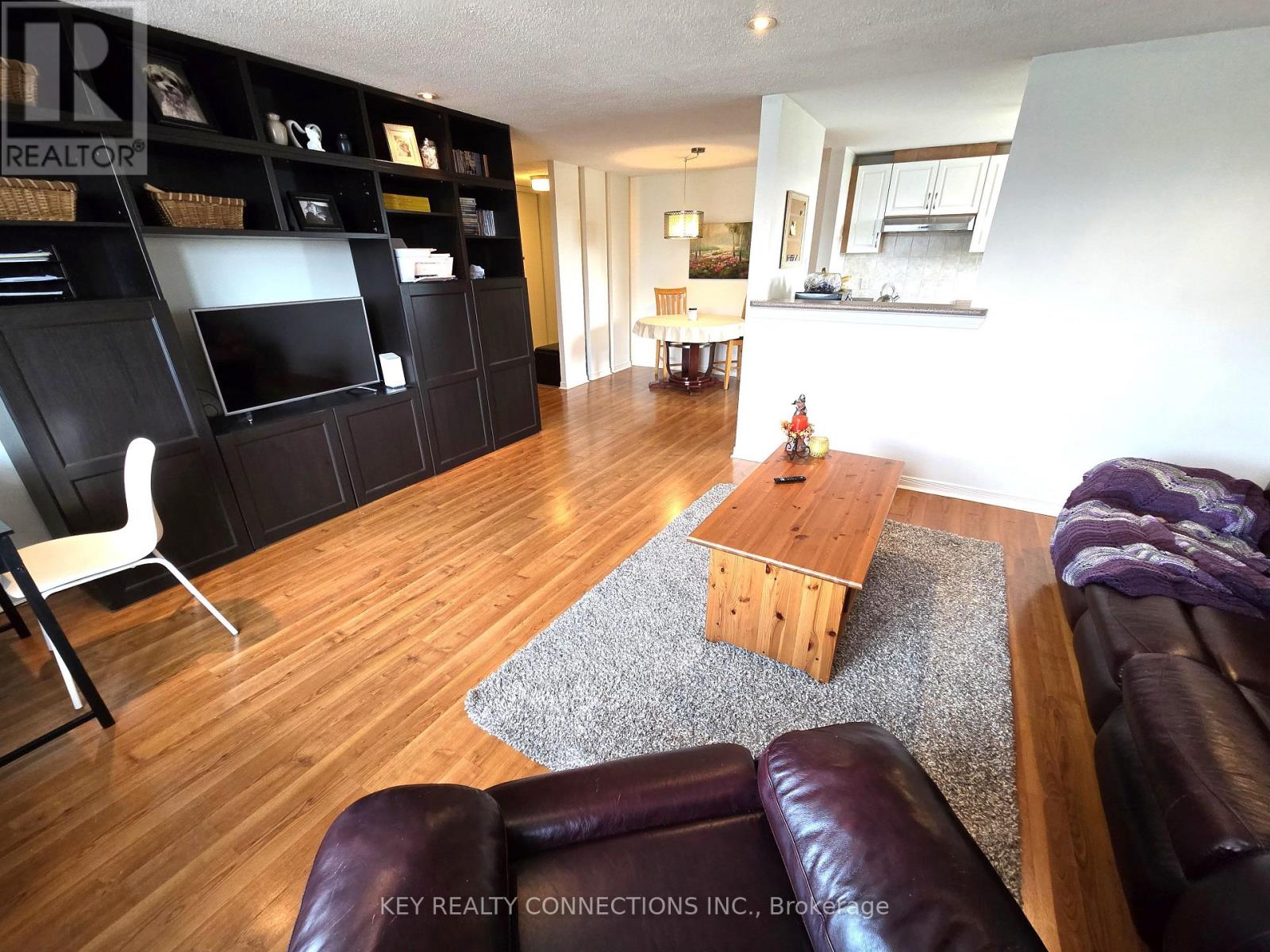 313 - 6720 Glen Erin Drive, Mississauga, Ontario  L5N 3K8 - Photo 9 - W12433663