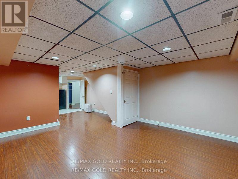 78 Fern Valley Crescent, Brampton (Sandringham-Wellington), Ontario  L6R 1K5 - Photo 16 - W12433665