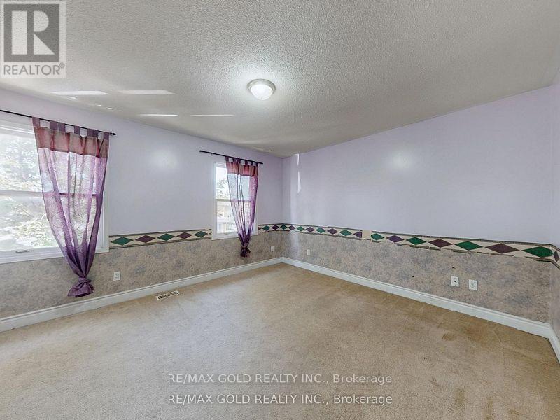 78 Fern Valley Crescent, Brampton (Sandringham-Wellington), Ontario  L6R 1K5 - Photo 9 - W12433665