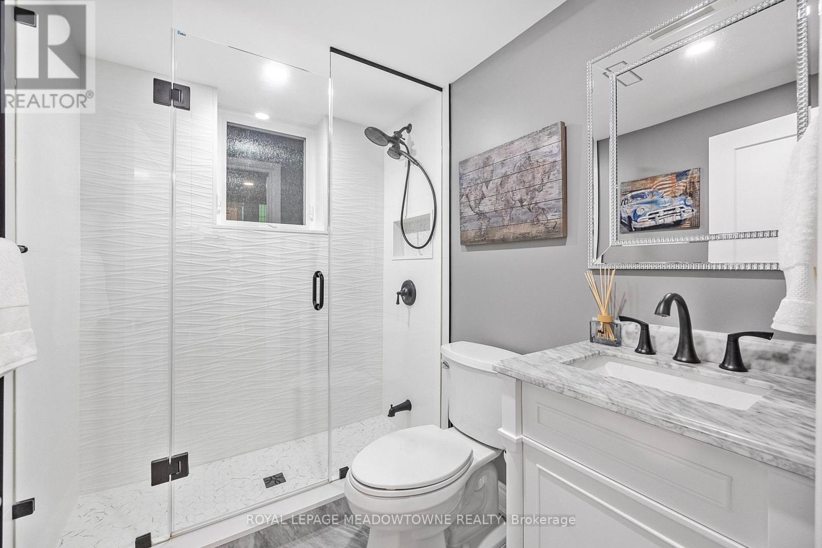 106 Campbell Avenue E, Milton, Ontario  L0P 1B0 - Photo 32 - W12433670