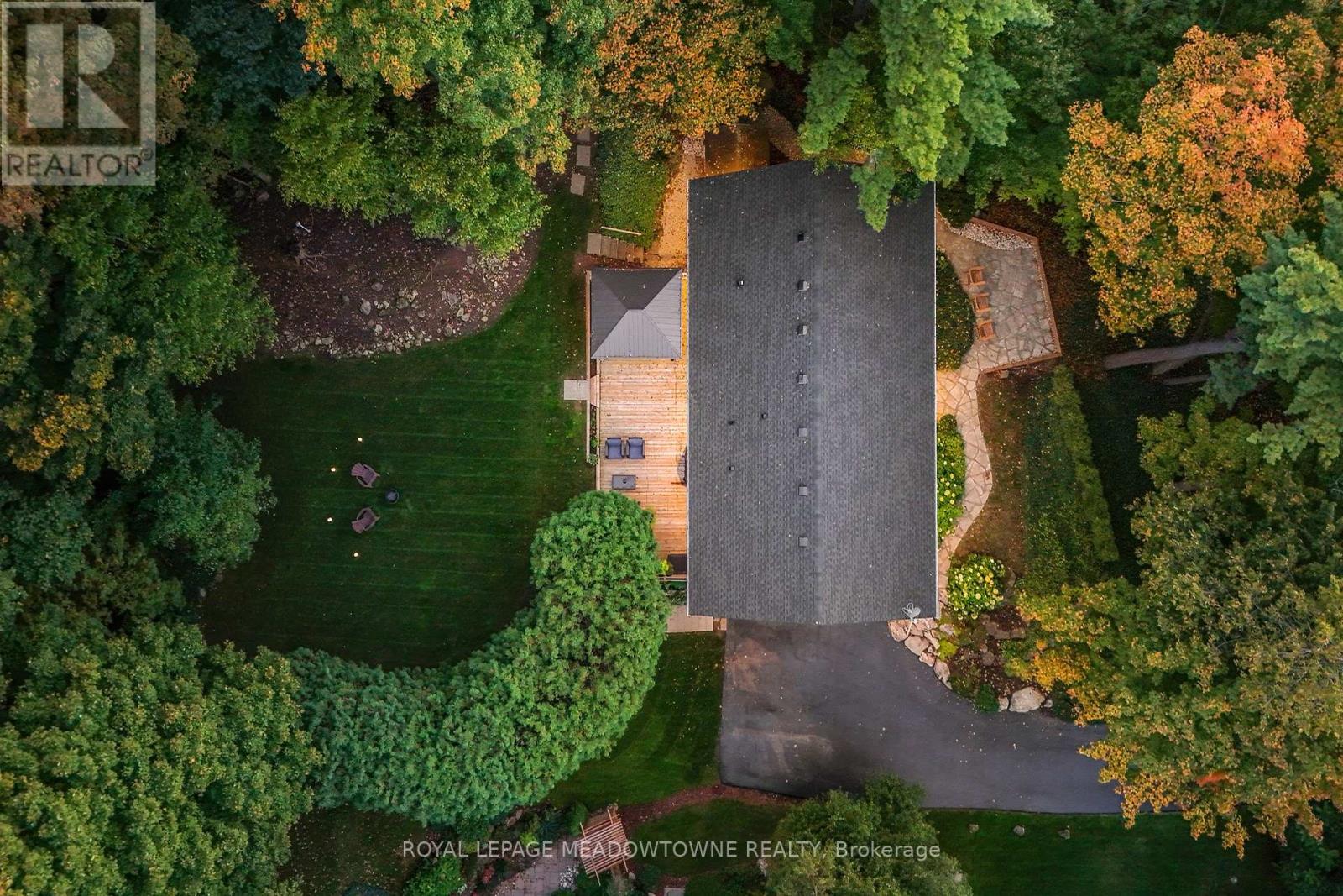 106 Campbell Avenue E, Milton, Ontario  L0P 1B0 - Photo 43 - W12433670