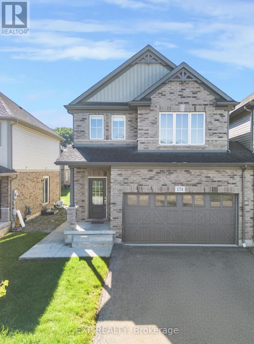 174 WINTERBERRY BOULEVARD, Thorold, Ontario