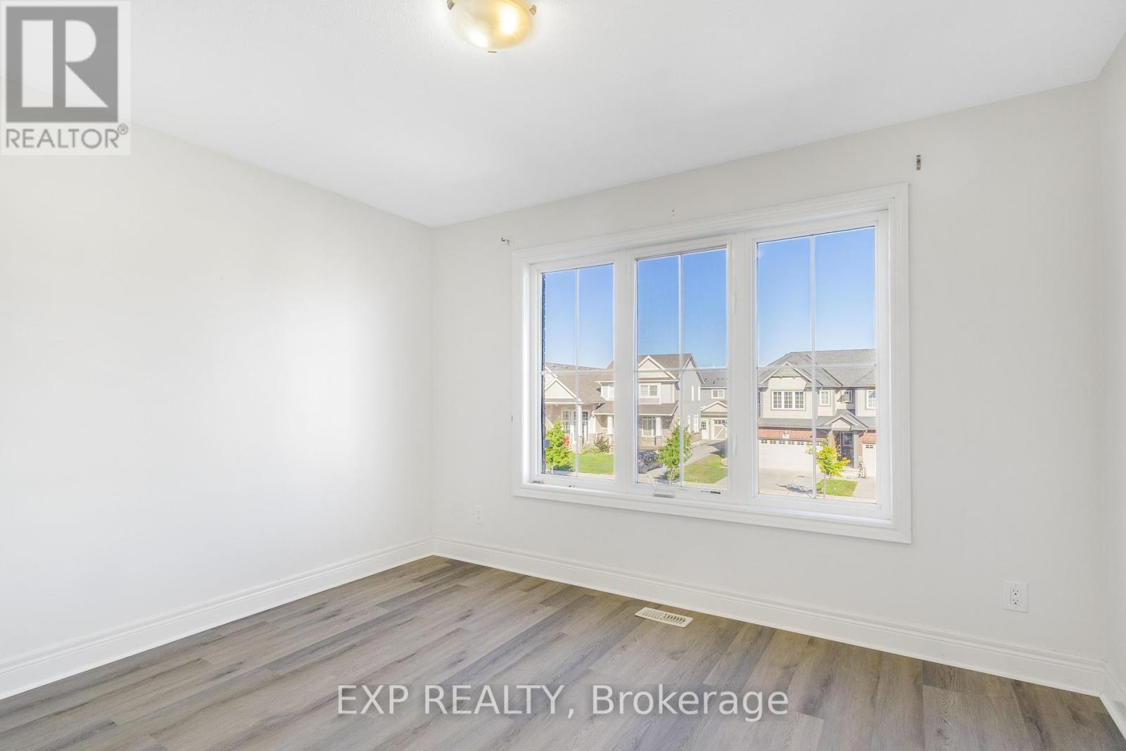 174 Winterberry Boulevard, Thorold, Ontario  L2V 0C2 - Photo 14 - X12433640