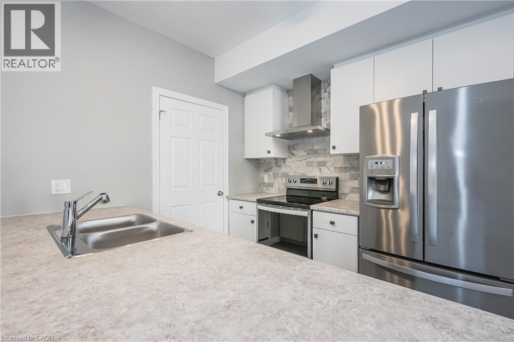 2 Oat Lane, Kitchener, Ontario  N2R 0T1 - Photo 6 - 40774479
