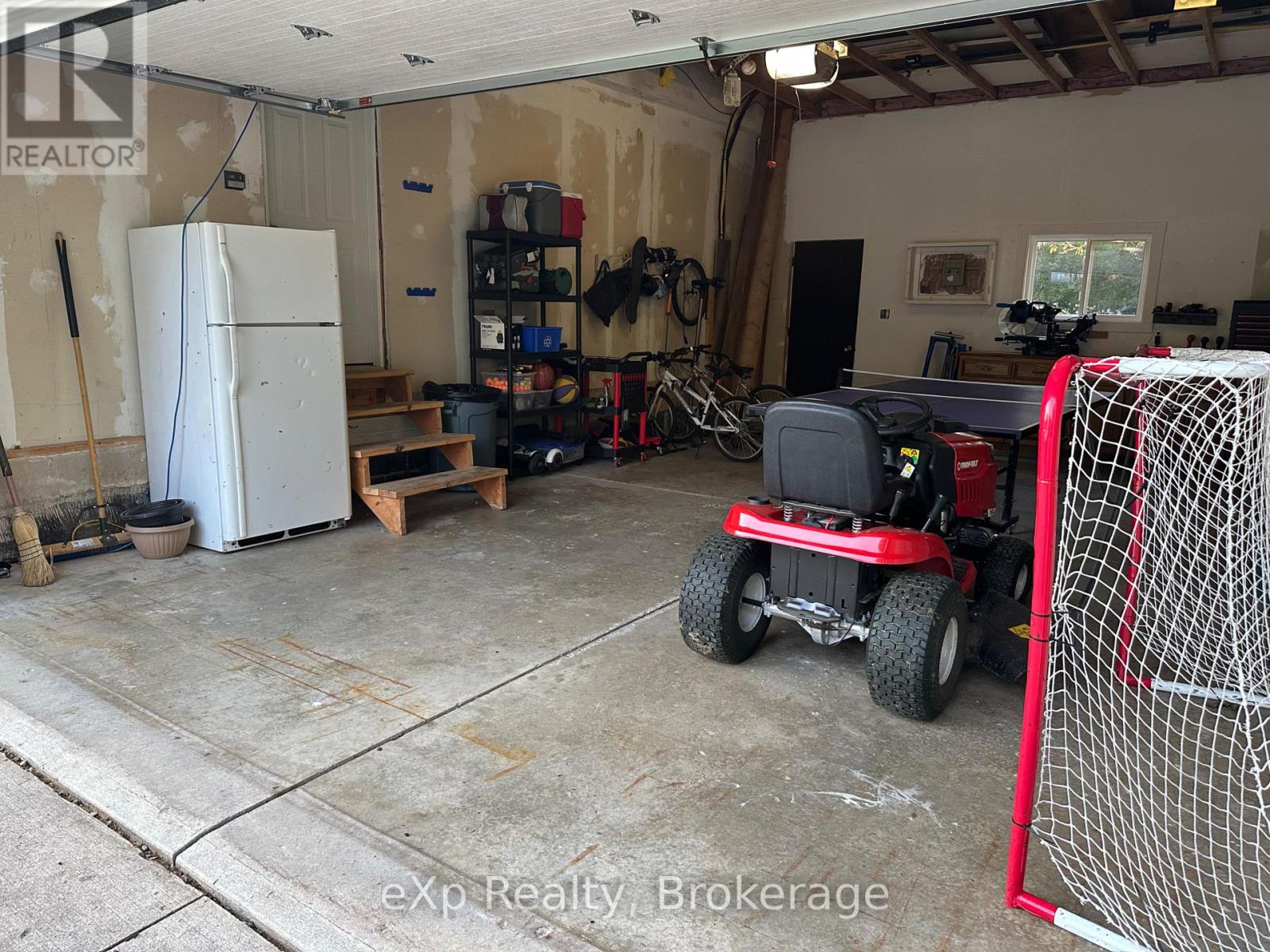 470 Williamsburg Street, Kincardine, Ontario  N2Z 2G3 - Photo 46 - X12433397