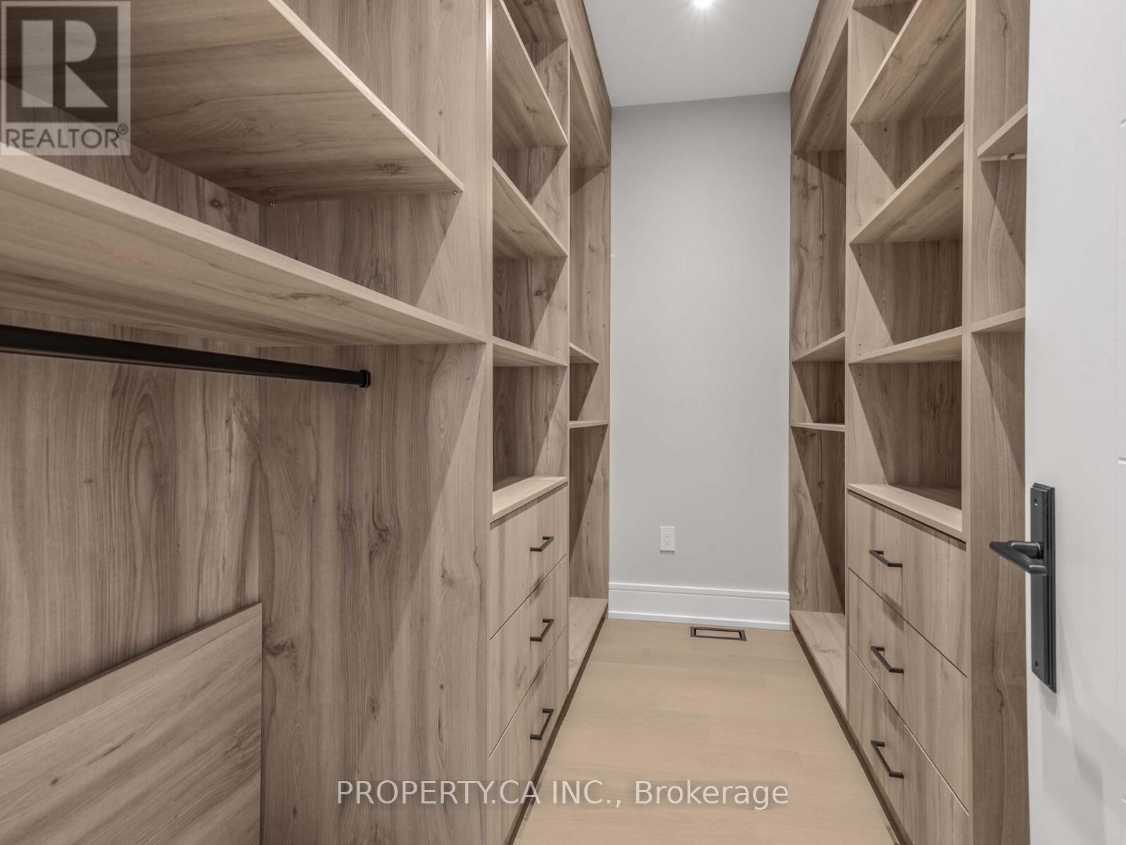 68 Lynnhaven Road, Toronto, Ontario  M6A 2K9 - Photo 24 - C12426966
