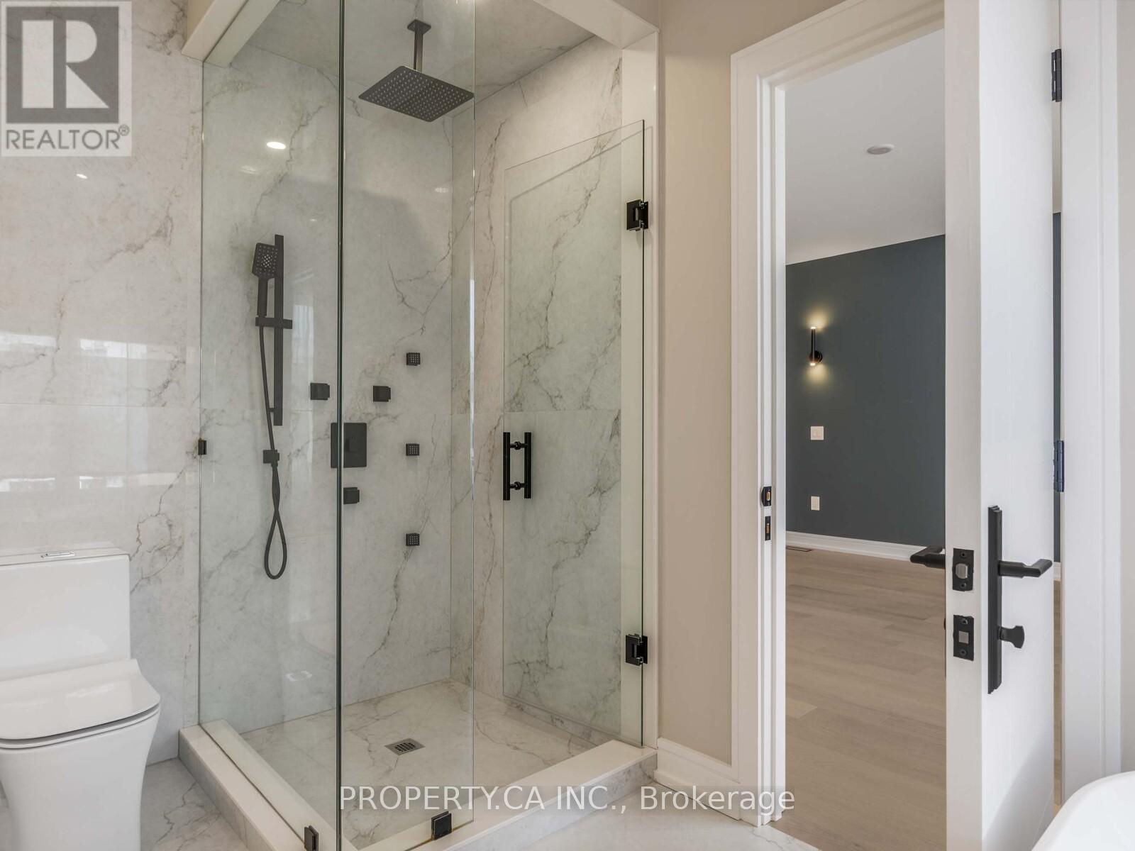 68 Lynnhaven Road, Toronto, Ontario  M6A 2K9 - Photo 23 - C12426966
