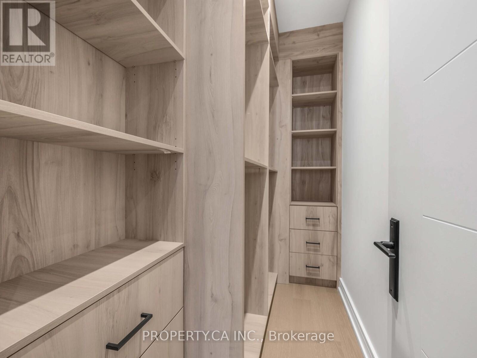 68 Lynnhaven Road, Toronto, Ontario  M6A 2K9 - Photo 34 - C12426966