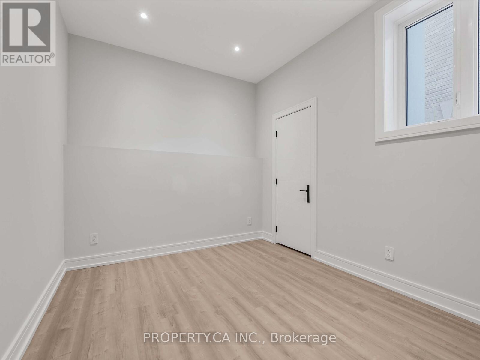 68 Lynnhaven Road, Toronto, Ontario  M6A 2K9 - Photo 39 - C12426966