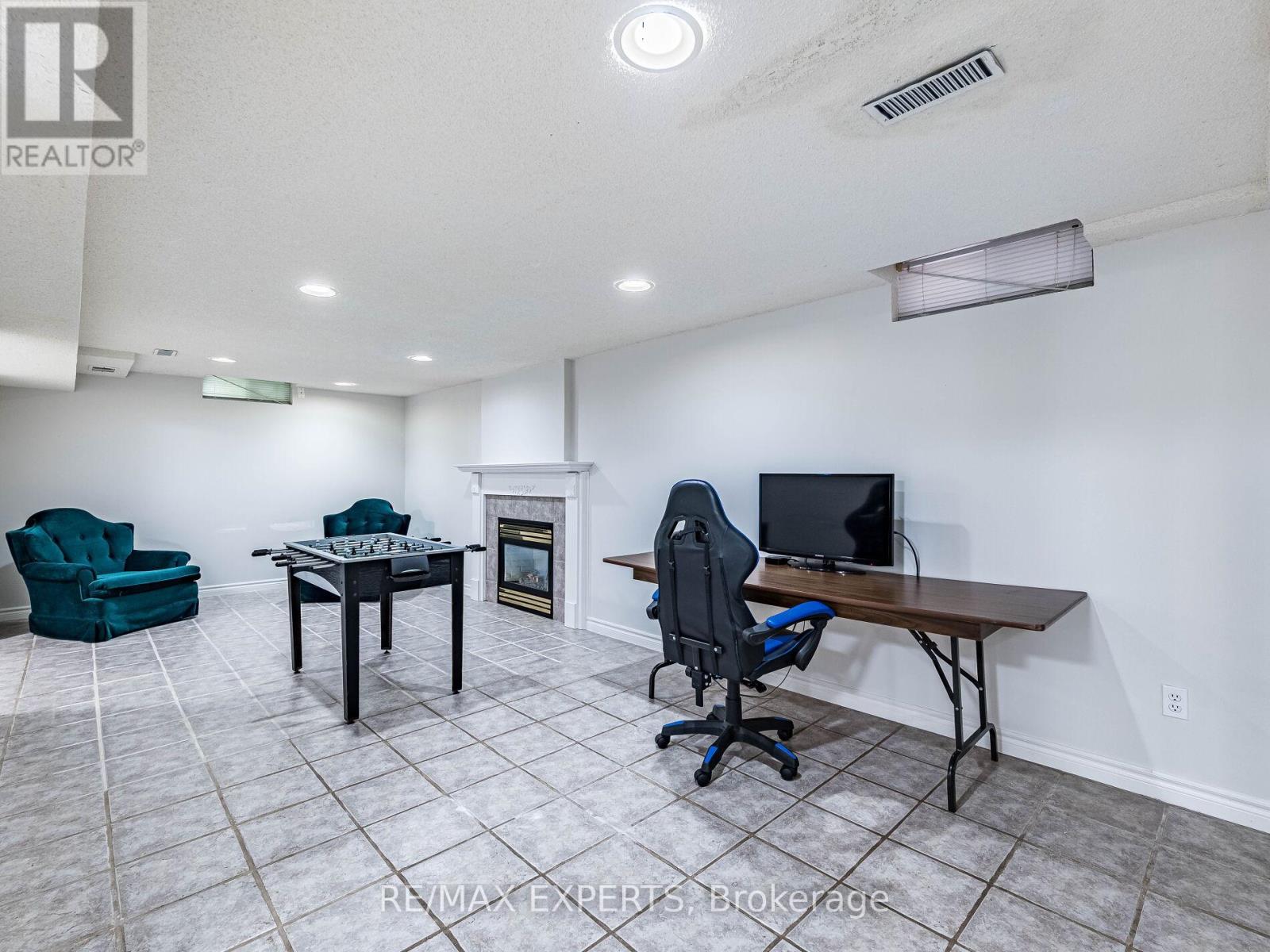 33 Nipissing Crescent, Brampton, Ontario  L6S 5A4 - Photo 41 - W12433580