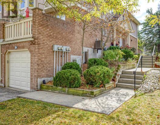 56 - 941 Gordon Street, Guelph, Ontario  N1G 4R9 - Photo 2 - X12433697