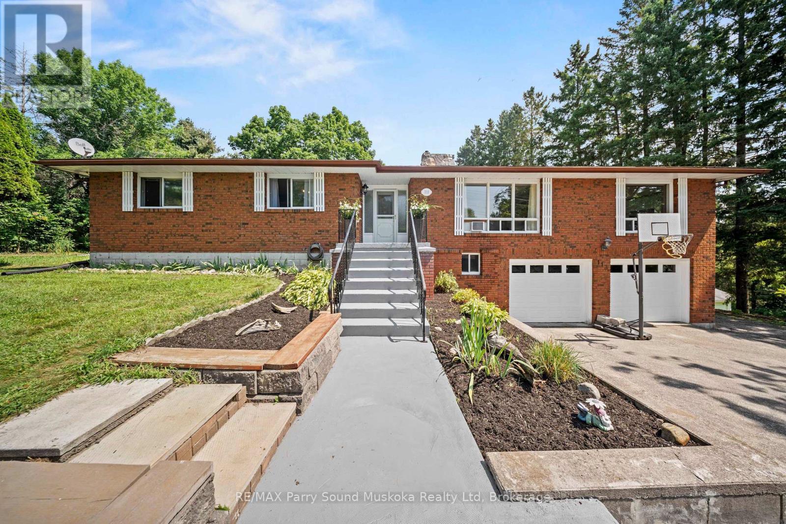 113 NORTH ROAD, McDougall, Ontario