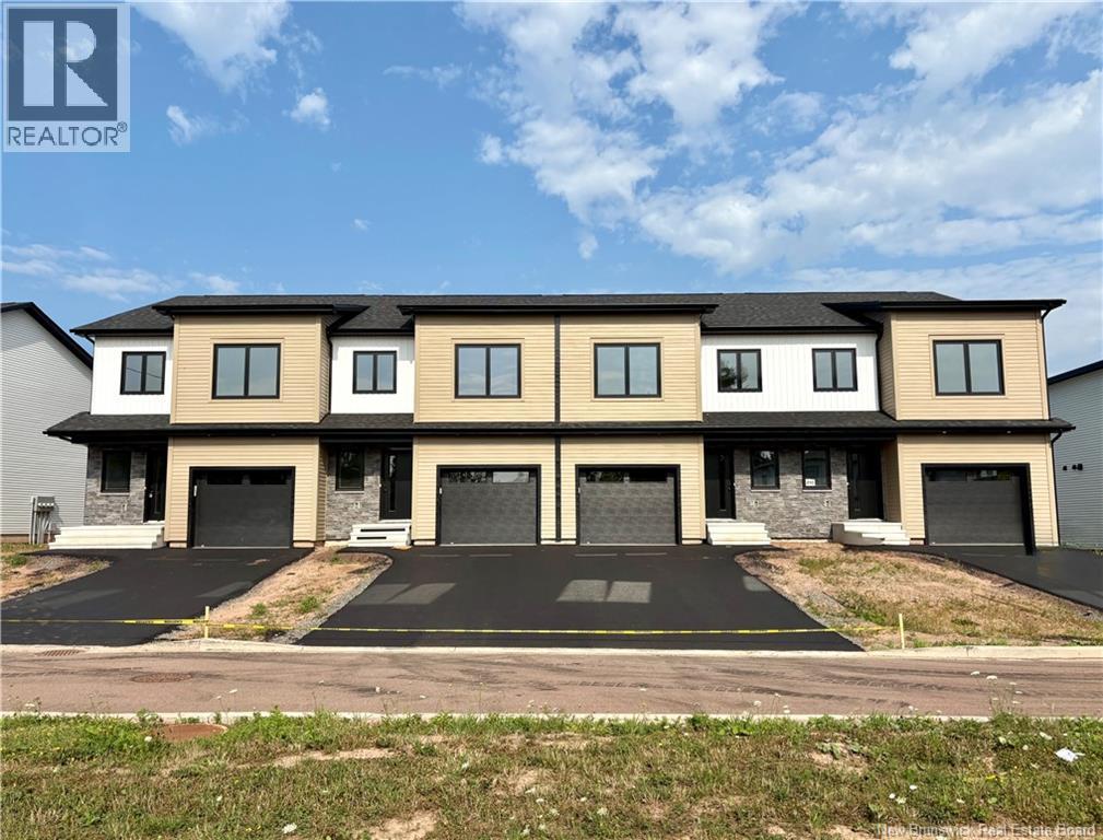 214 Dickey Boulevard, Riverview, New Brunswick