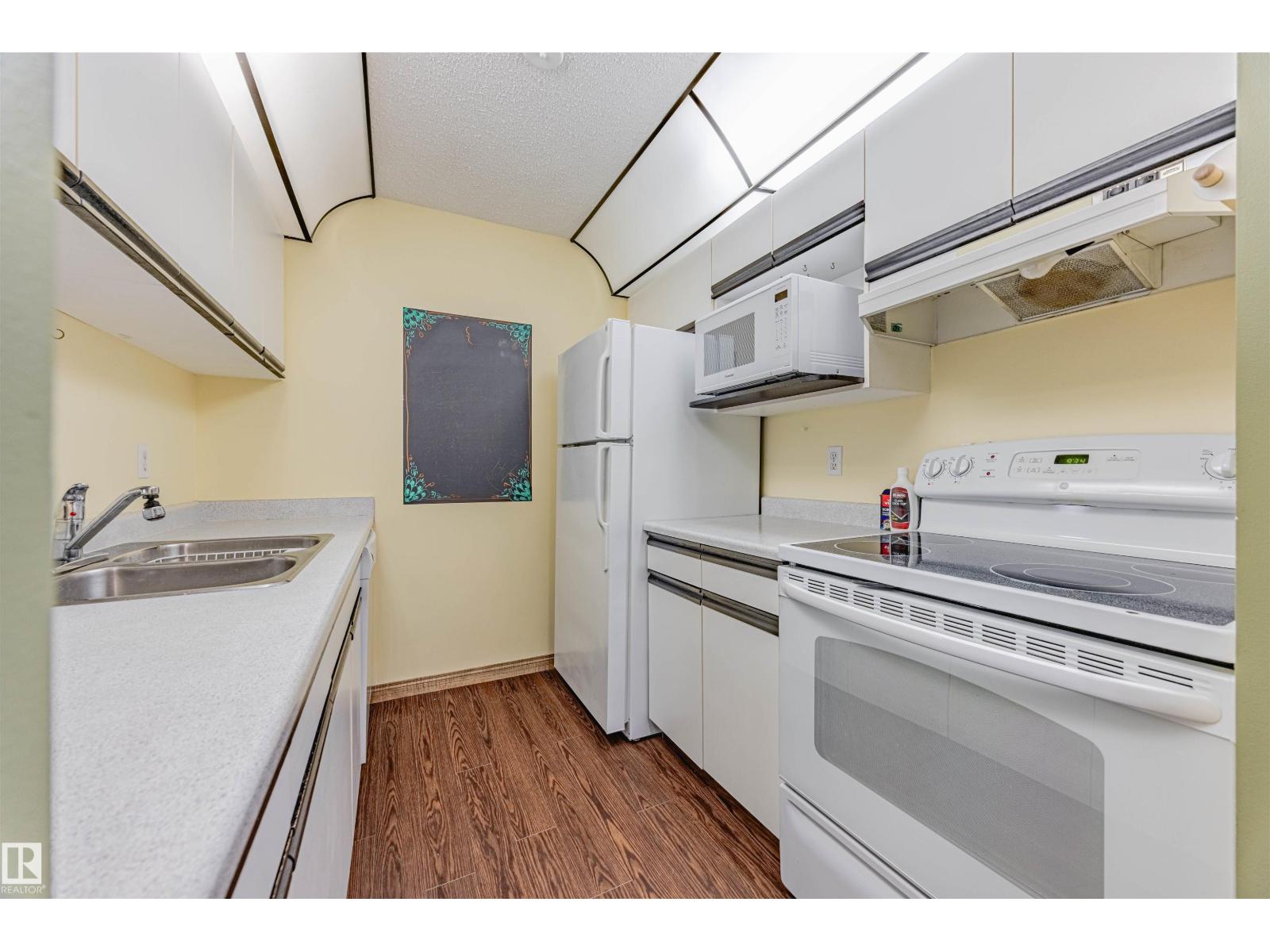 #366 10520 120 St Nw, Edmonton, Alberta  T5H 4L9 - Photo 16 - E4460009