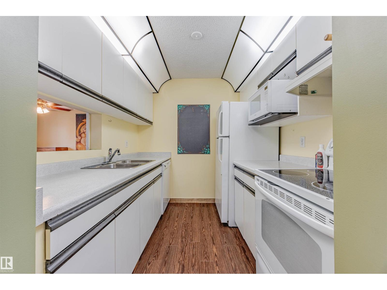 #366 10520 120 St Nw, Edmonton, Alberta  T5H 4L9 - Photo 14 - E4460009