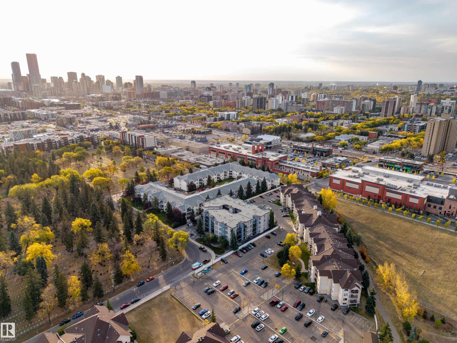 #366 10520 120 St Nw, Edmonton, Alberta  T5H 4L9 - Photo 42 - E4460009