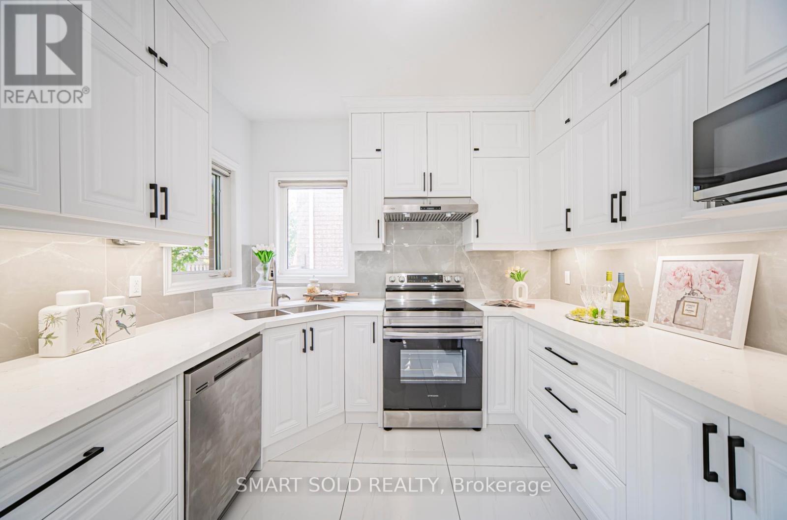 69 Libra Avenue, Richmond Hill, Ontario  L4S 2K1 - Photo 23 - N12433696