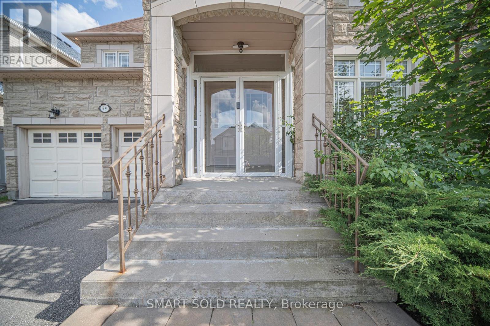 69 Libra Avenue, Richmond Hill, Ontario  L4S 2K1 - Photo 8 - N12433696