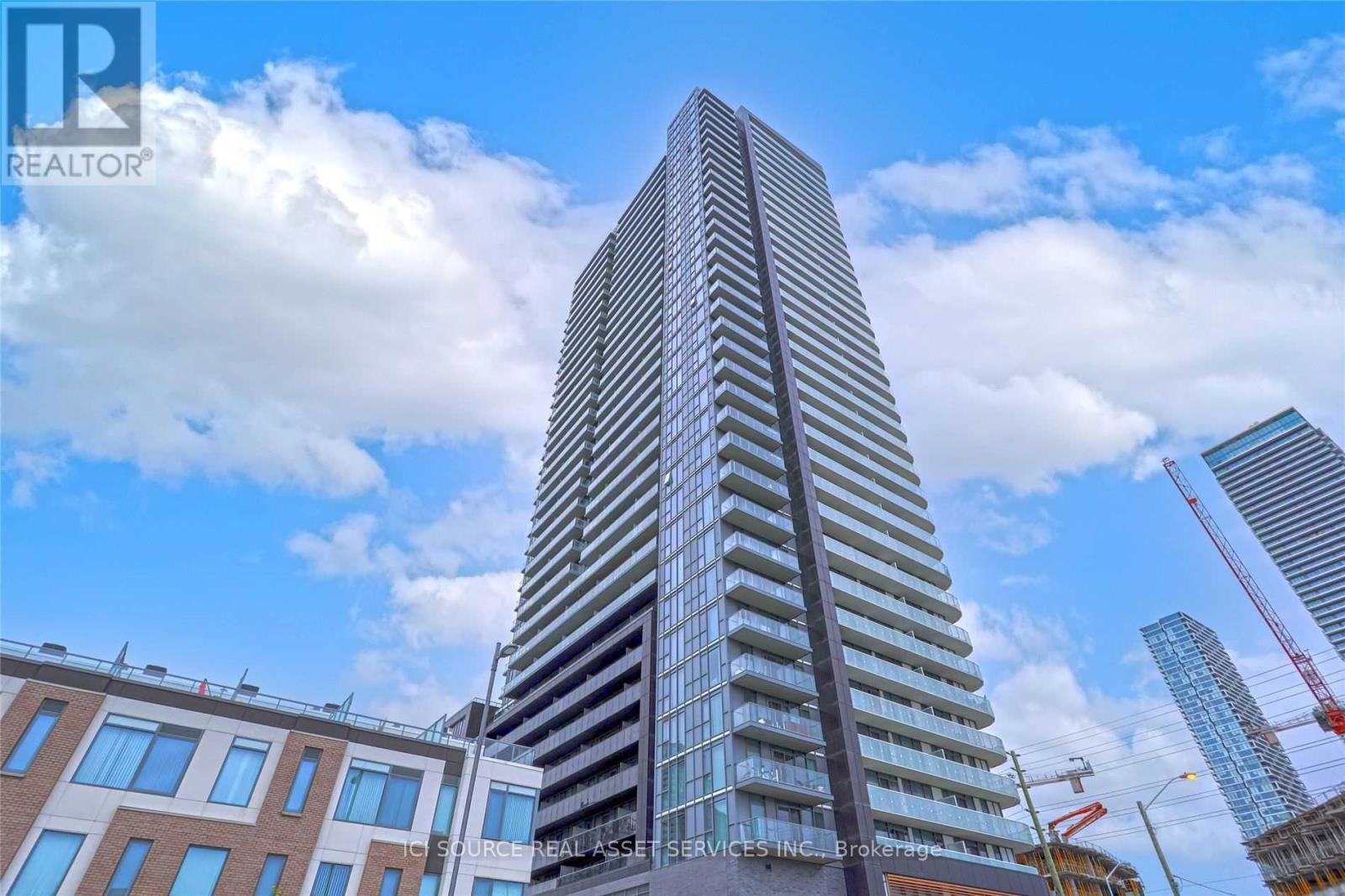 2101 - 7895 Jane Street, Vaughan, Ontario  L4K 0K2 - Photo 2 - N12433704
