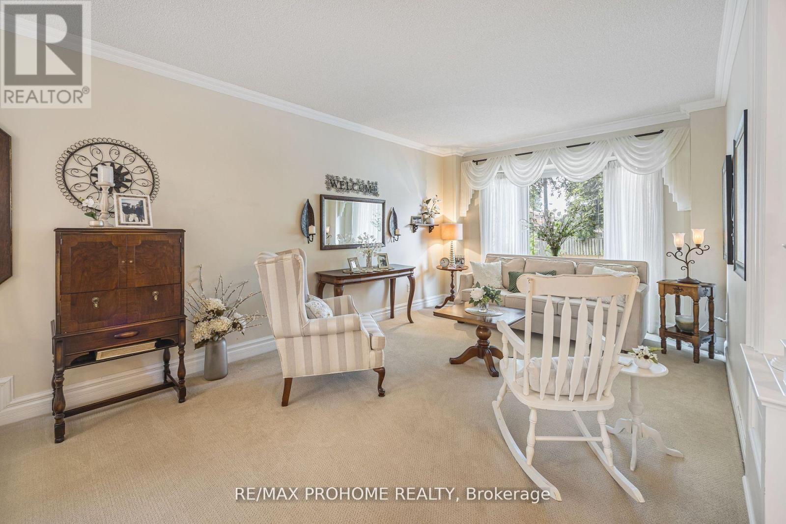 42 Foundry Crescent, Markham, Ontario  L3P 6W4 - Photo 8 - N12433707