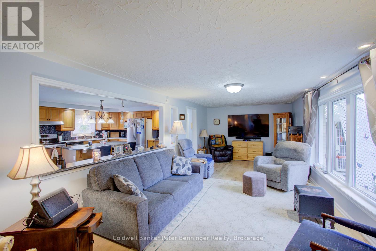 119 Main Street, Kincardine, Ontario  N0G 2T0 - Photo 11 - X12329130