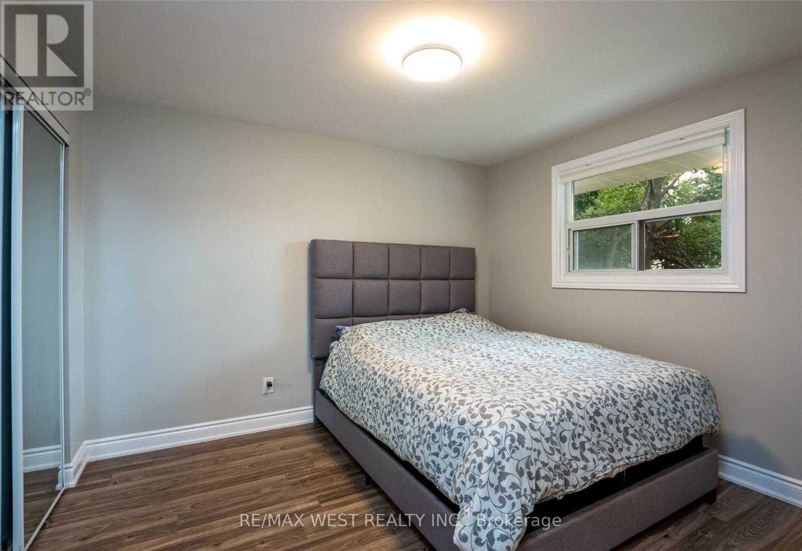 24 Gable Drive, Brampton, Ontario  L6V 2H1 - Photo 9 - W12433693
