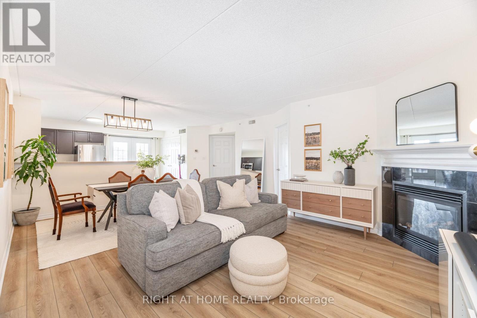 311 - 1370 MAIN STREET E, Milton, Ontario