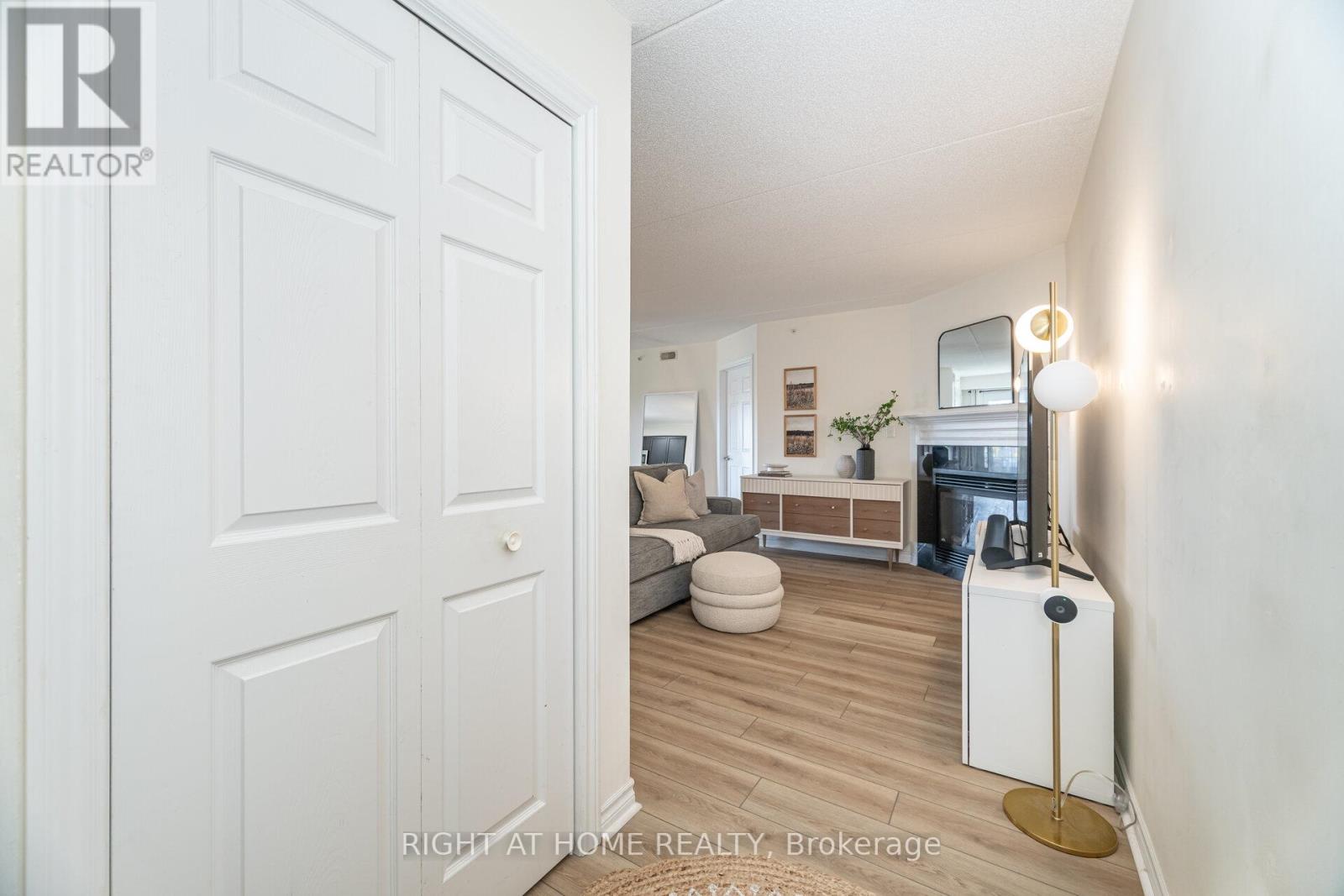 311 - 1370 Main Street E, Milton, Ontario  L9T 7S8 - Photo 7 - W12433699
