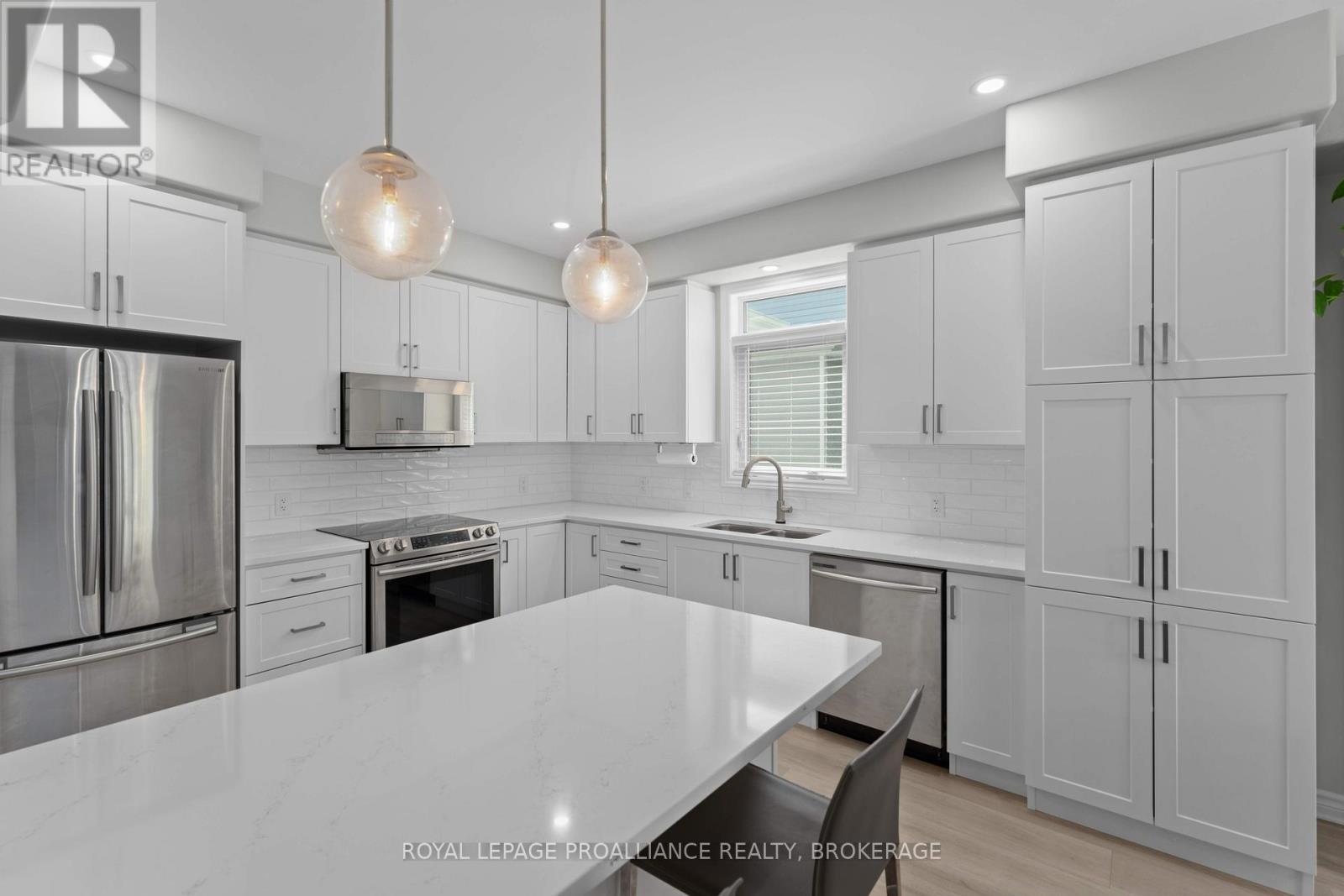1606 Brookedayle Avenue, Kingston, Ontario  K7P 0S8 - Photo 17 - X12433724