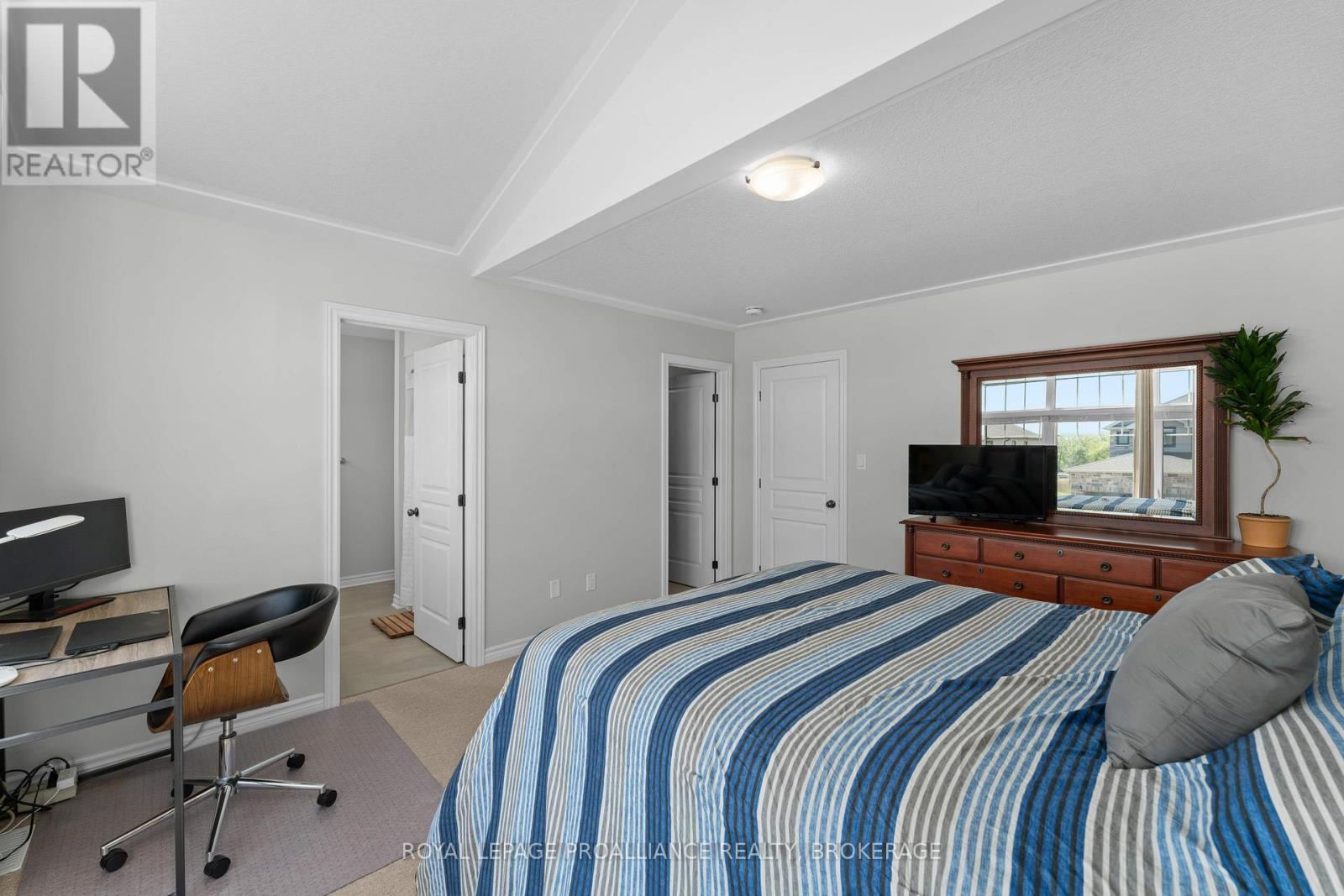 1606 Brookedayle Avenue, Kingston, Ontario  K7P 0S8 - Photo 25 - X12433724