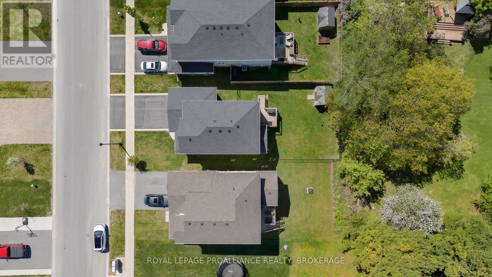 1606 Brookedayle Avenue, Kingston, Ontario  K7P 0S8 - Photo 3 - X12433724