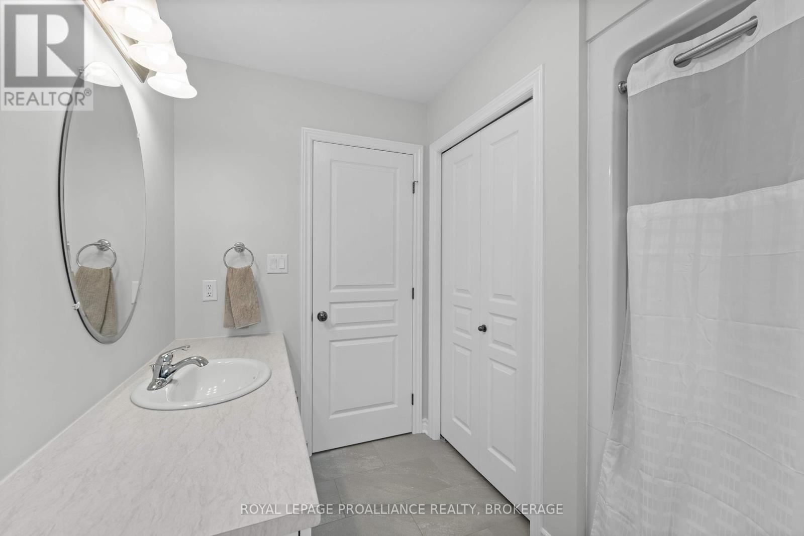 1606 Brookedayle Avenue, Kingston, Ontario  K7P 0S8 - Photo 36 - X12433724