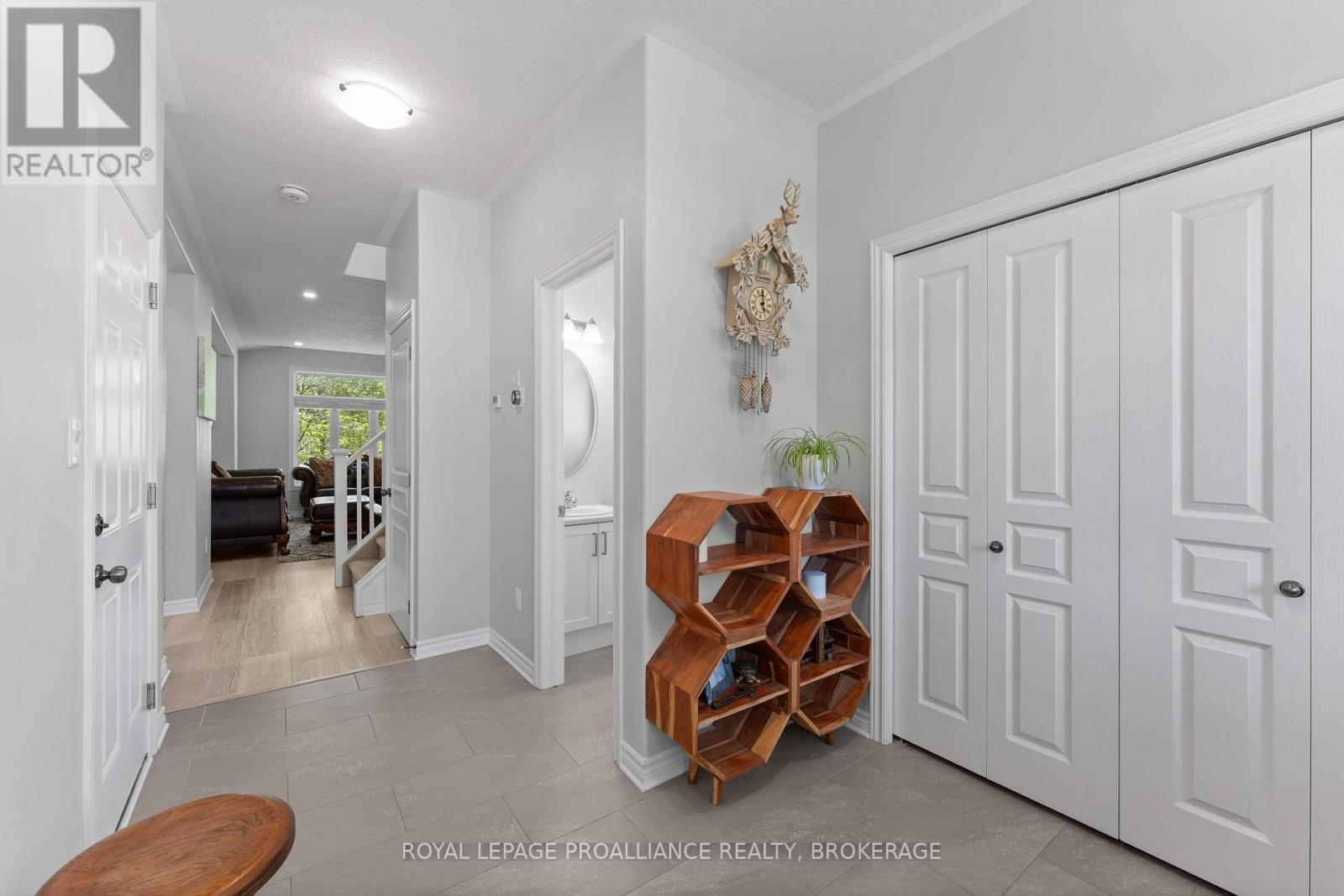 1606 Brookedayle Avenue, Kingston, Ontario  K7P 0S8 - Photo 7 - X12433724