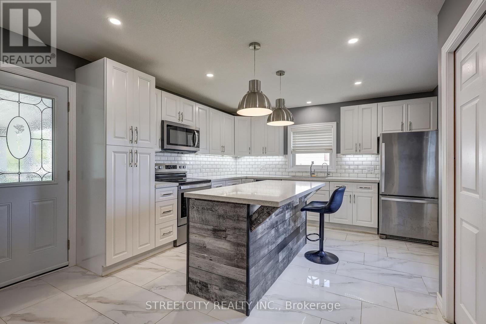 276 Marsh Line, Dutton/dunwich (Dutton), Ontario  N0L 1J0 - Photo 10 - X12433725
