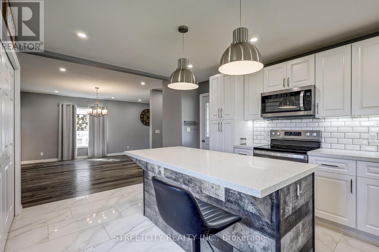 276 Marsh Line, Dutton/dunwich (Dutton), Ontario  N0L 1J0 - Photo 17 - X12433725