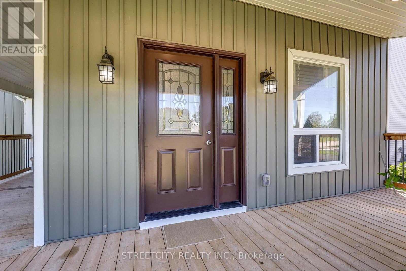 276 Marsh Line, Dutton/dunwich (Dutton), Ontario  N0L 1J0 - Photo 3 - X12433725