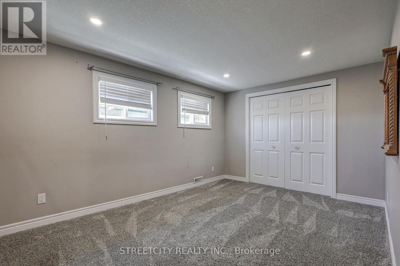 276 Marsh Line, Dutton/dunwich (Dutton), Ontario  N0L 1J0 - Photo 35 - X12433725