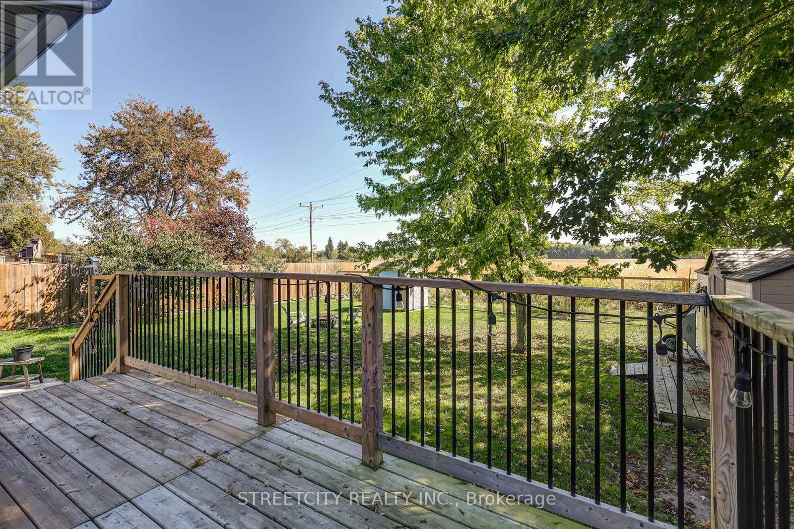 276 Marsh Line, Dutton/dunwich (Dutton), Ontario  N0L 1J0 - Photo 39 - X12433725