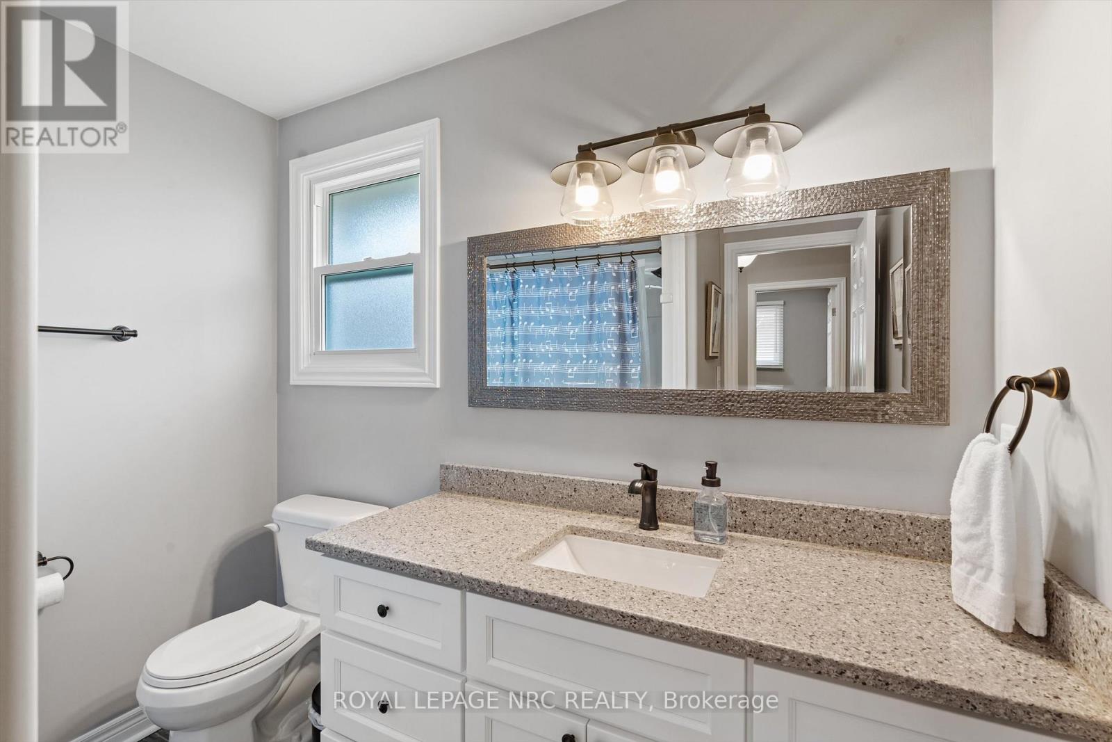6237 Delta Drive, Niagara Falls (West Wood), Ontario  L2H 2H5 - Photo 19 - X12433729