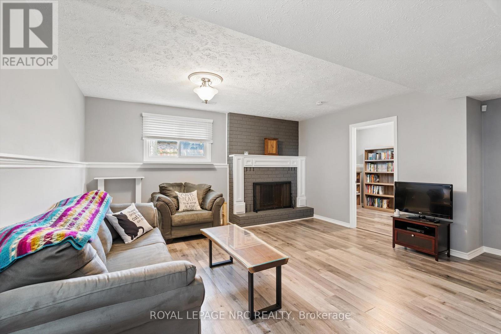 6237 Delta Drive, Niagara Falls (West Wood), Ontario  L2H 2H5 - Photo 20 - X12433729