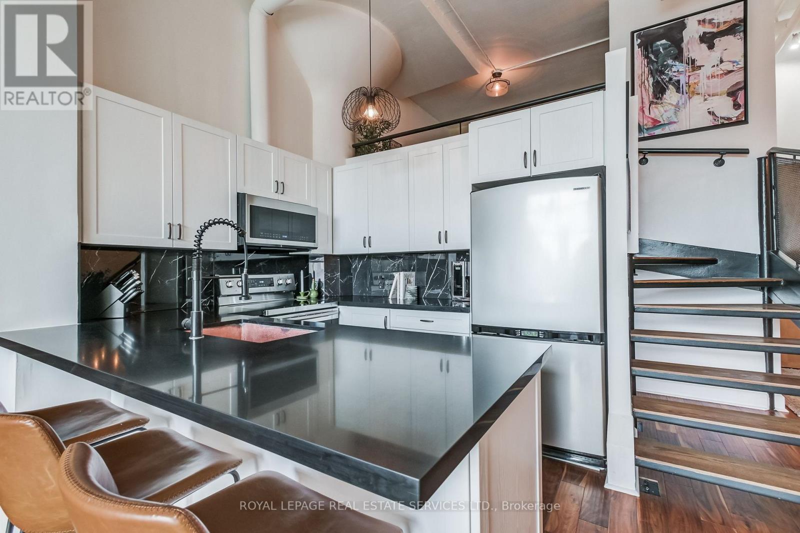 126 - 1001 Roselawn Avenue, Toronto, Ontario  M6B 4M4 - Photo 6 - W12433158
