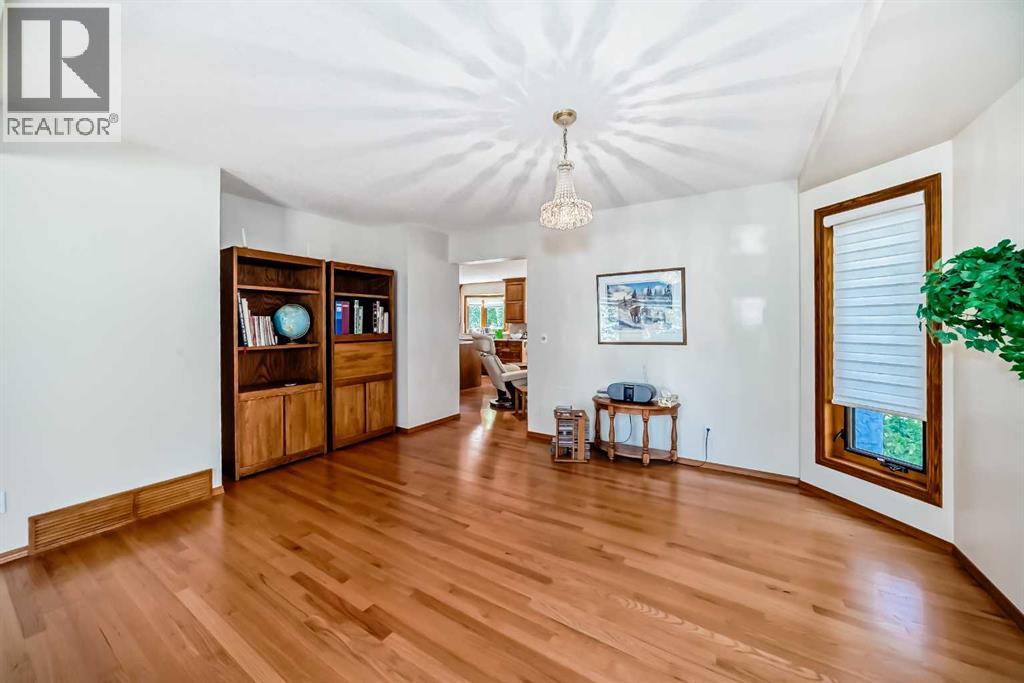 52 Scenic Ridge Place Nw, Calgary, Alberta  T3L 1V3 - Photo 20 - A2259428