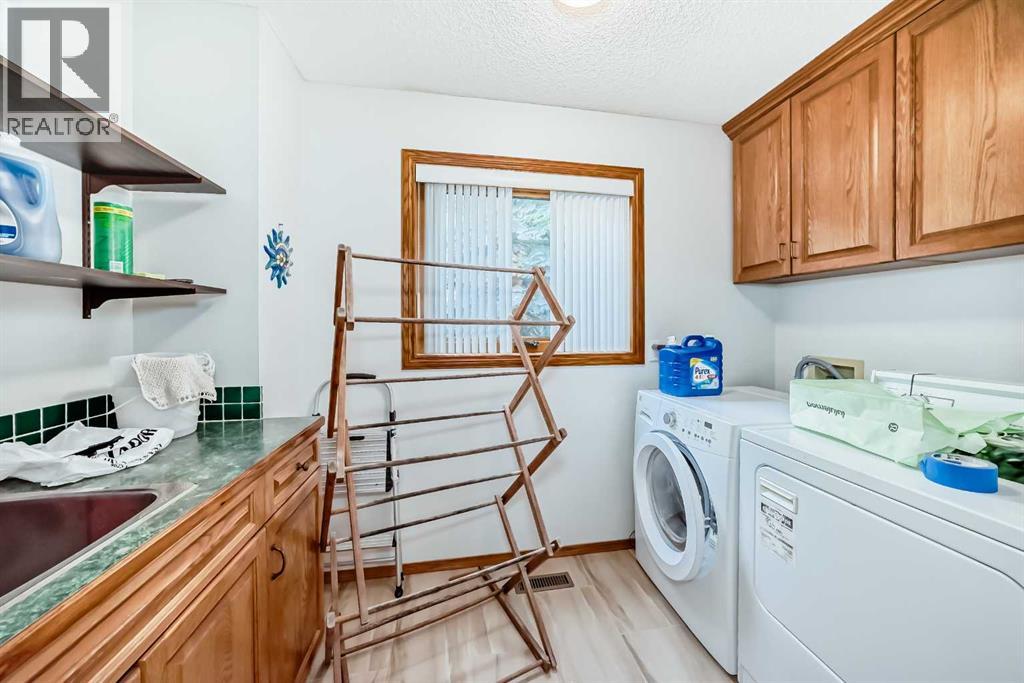 52 Scenic Ridge Place Nw, Calgary, Alberta  T3L 1V3 - Photo 24 - A2259428