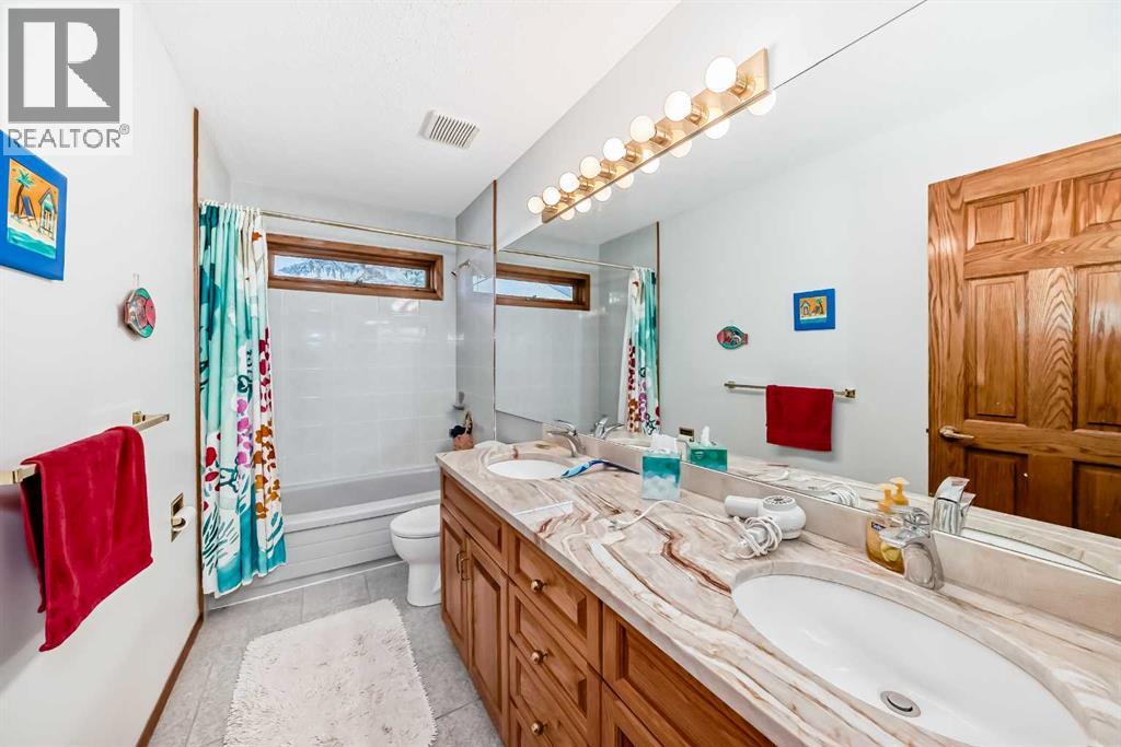 52 Scenic Ridge Place Nw, Calgary, Alberta  T3L 1V3 - Photo 32 - A2259428