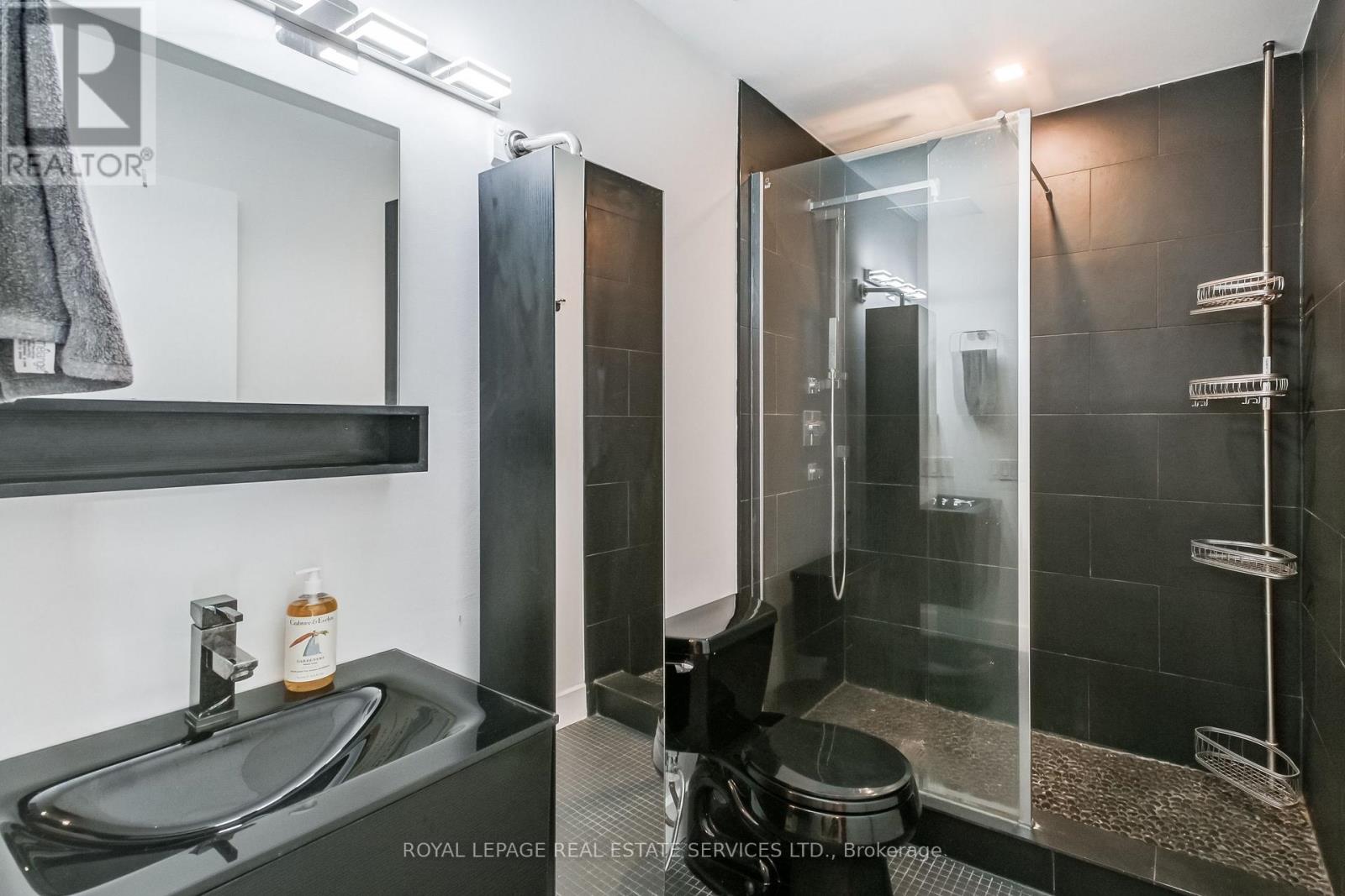 126 - 1001 Roselawn Avenue, Toronto, Ontario  M6B 4M4 - Photo 22 - W12433158