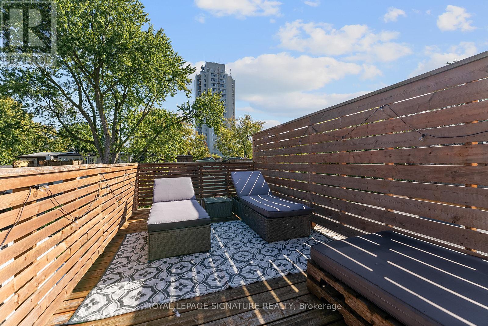 65 West Avenue, Toronto, Ontario  M4M 2L7 - Photo 15 - E12433728