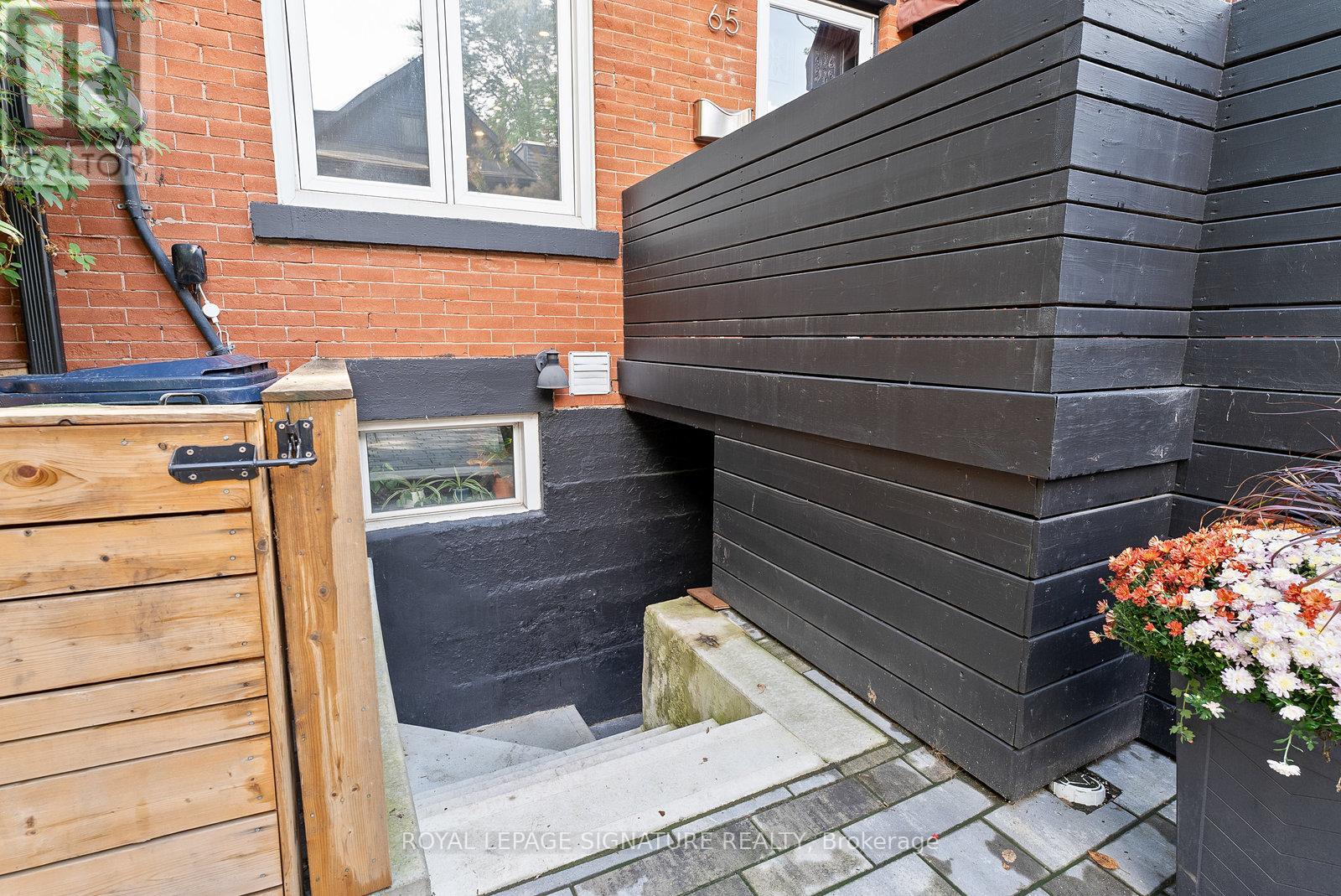 65 West Avenue, Toronto, Ontario  M4M 2L7 - Photo 20 - E12433728