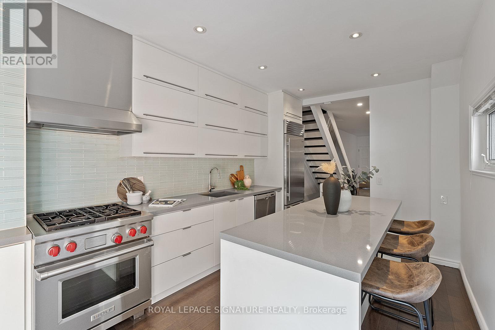 65 West Avenue, Toronto, Ontario  M4M 2L7 - Photo 8 - E12433728