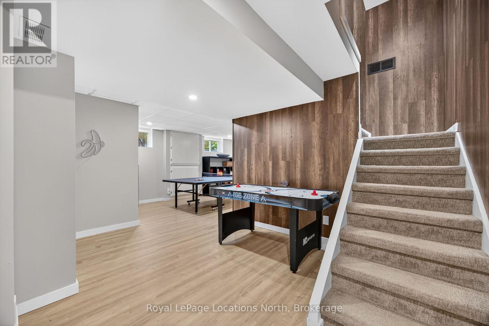 8 Burnside Court, Collingwood, Ontario  L9Y 4R7 - Photo 43 - S12423498
